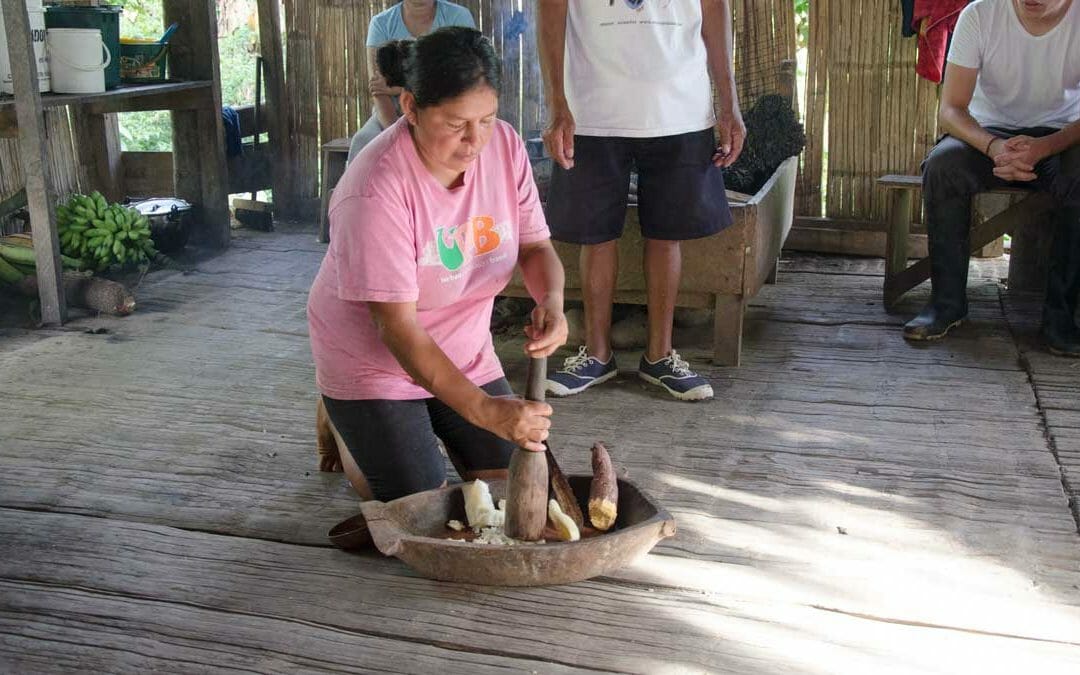 Visiting the Quichua near Puerto Napo