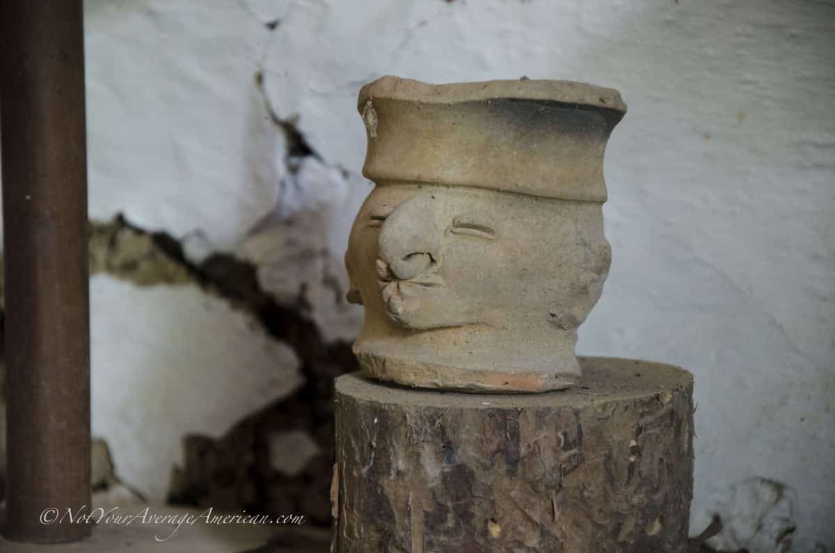 A face on a figurine, Chirije Museum, Manabi, Ecuador