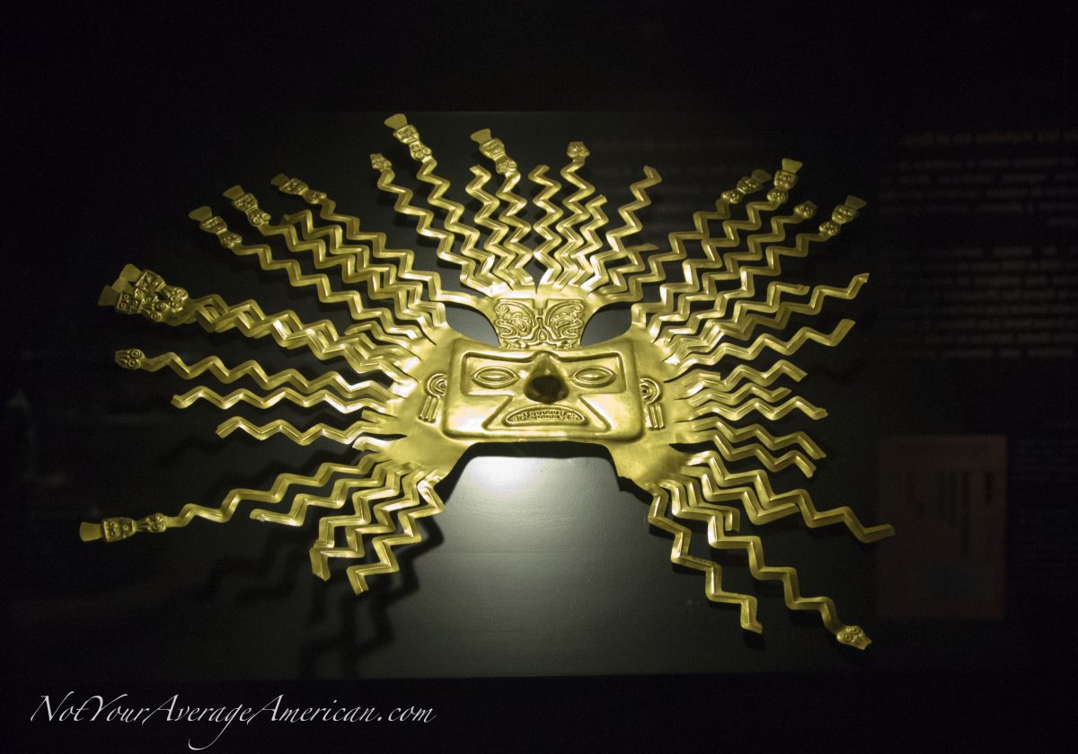Gold Mask; Museo Nacional, Casa de la Cultura, Quito, Ecuador | © Angela Drake