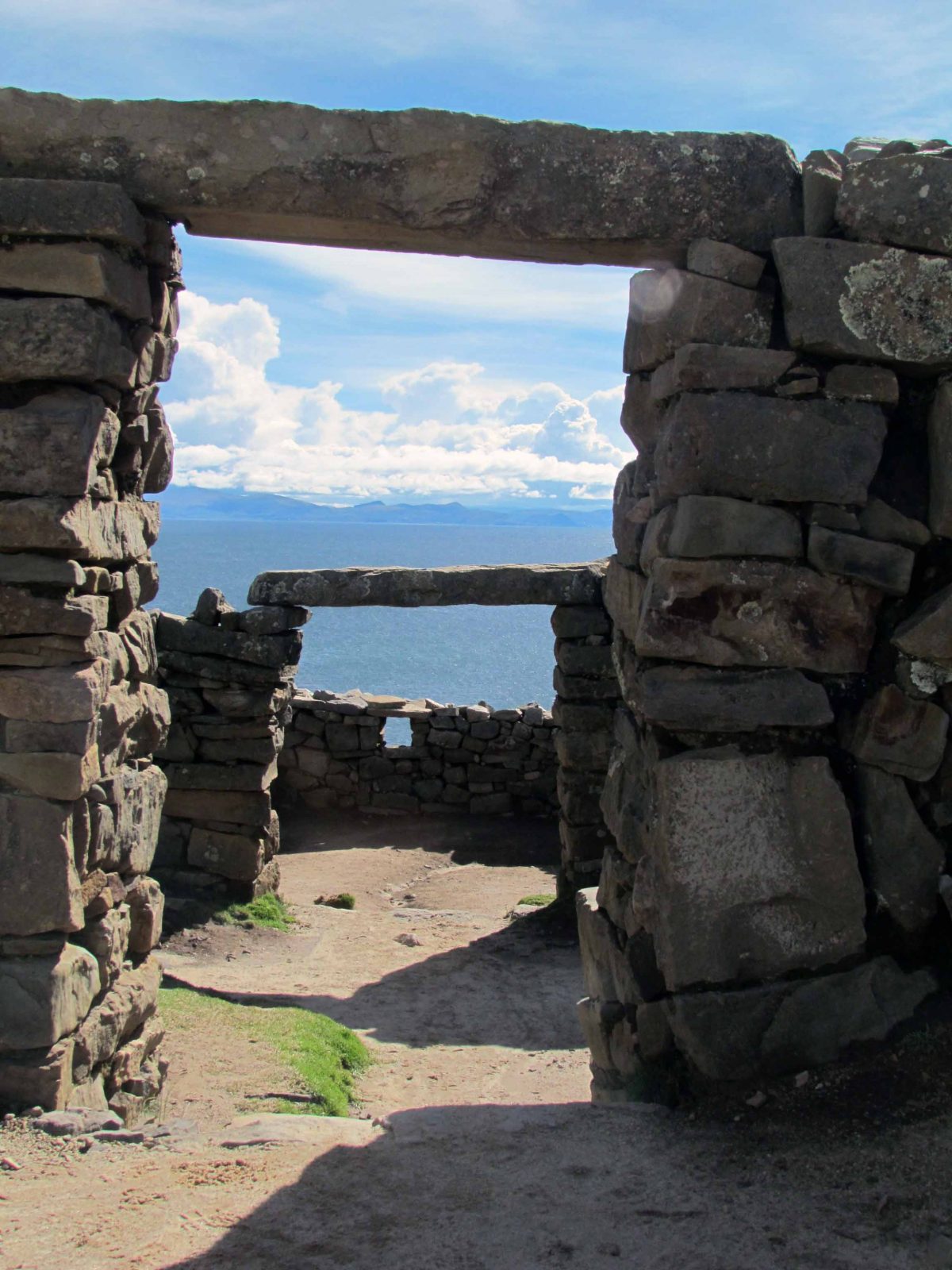 Archways at the Chicana ruins, Isla del Sol, Bolivia | ©Angela Drake