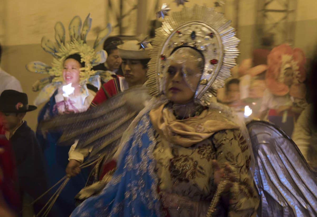 The Virgin of Quito, Procesión de Luz, Holy Thursday, Quito; 2015 | ©Angela Drake