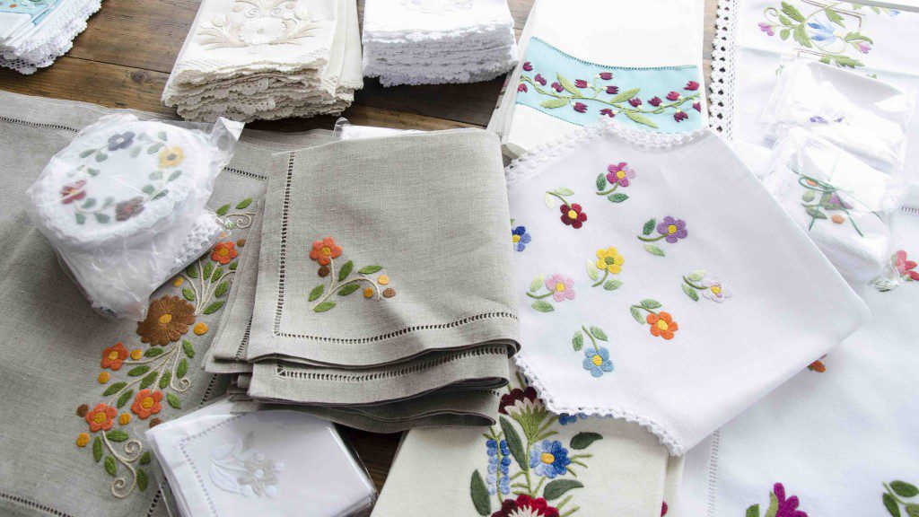 Tablecloths to Hand Towels