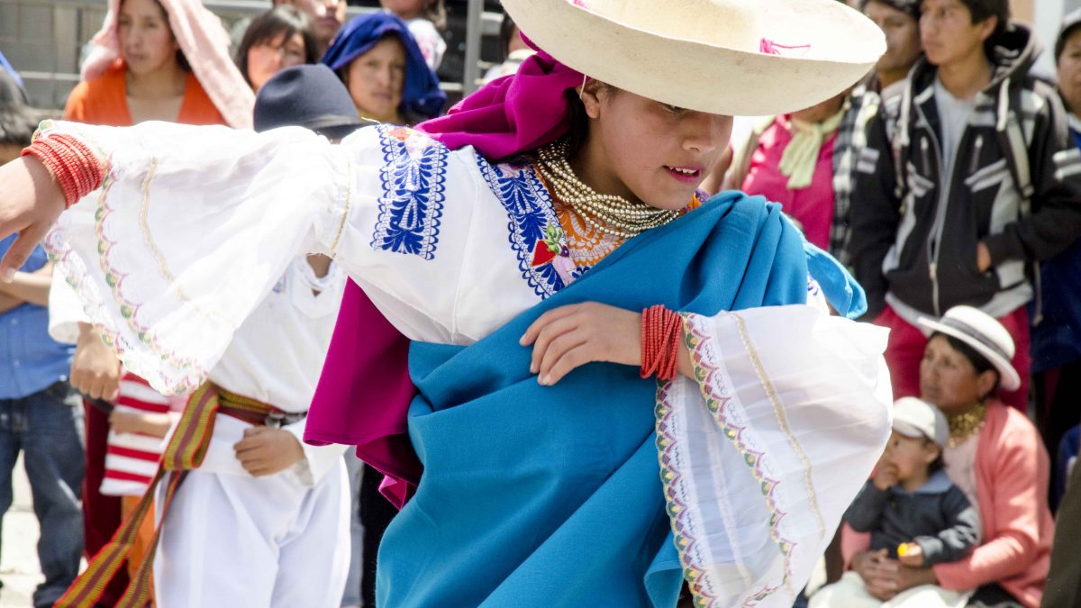 Una colorida celebración del carnaval en Guaranda