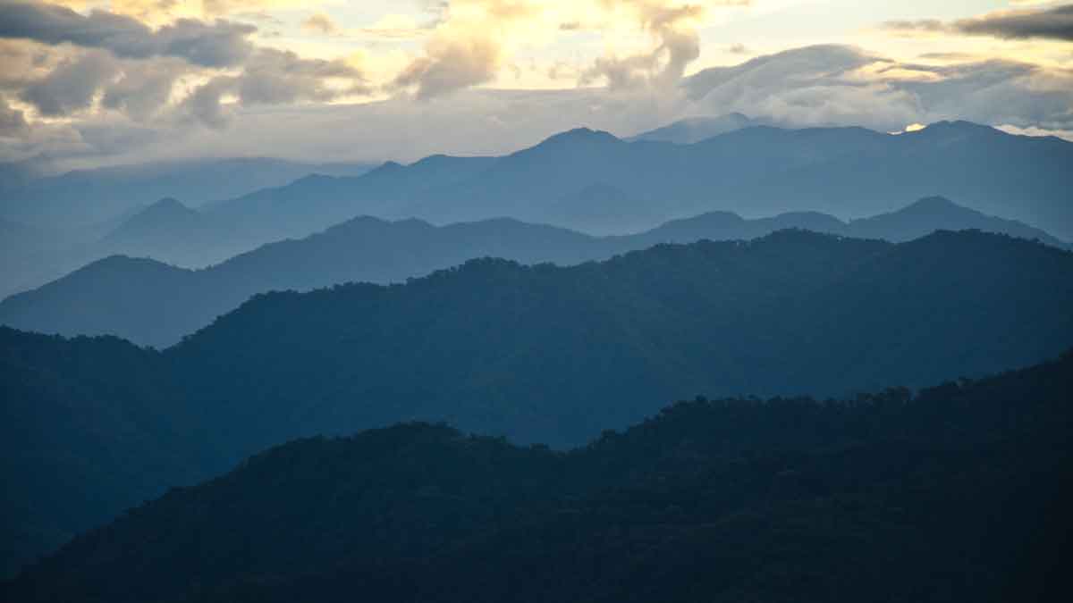 The Andes as seen on the West Slope Valley of Tandayapa, Bellavista Reserve Research Center, Ecuador | ©Angela Drake