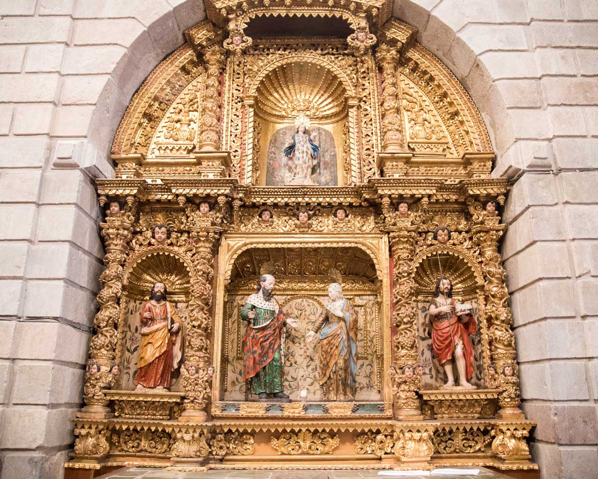 A Side Altar, San Diego Convent, Quito | ©Angela Drake
