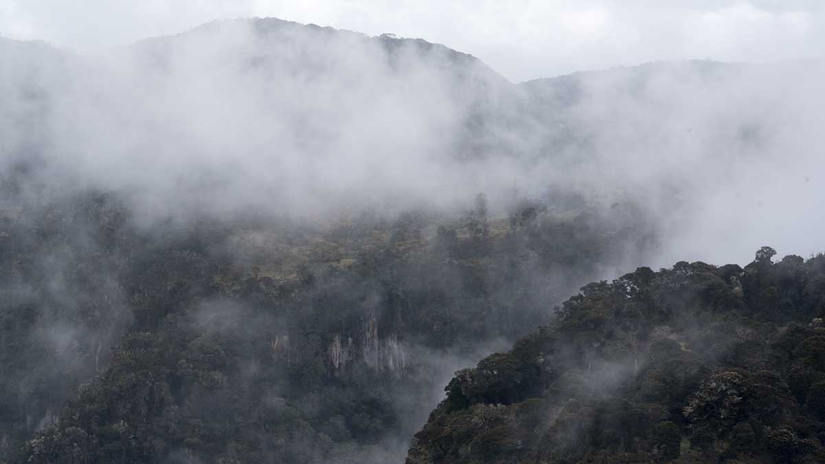 Mountains near Purace, Colombia | ©Angela Drake