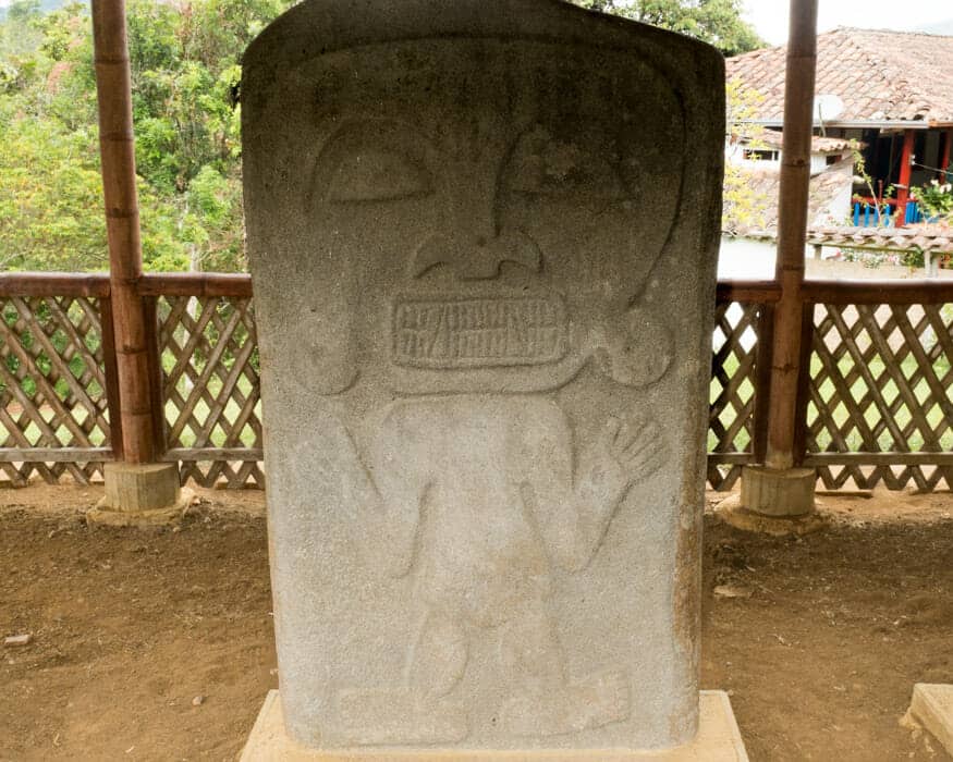 A Statue with Ten Fingers and Ten Toes, El Tablon, Colombia | ©Ernest Scott Drake