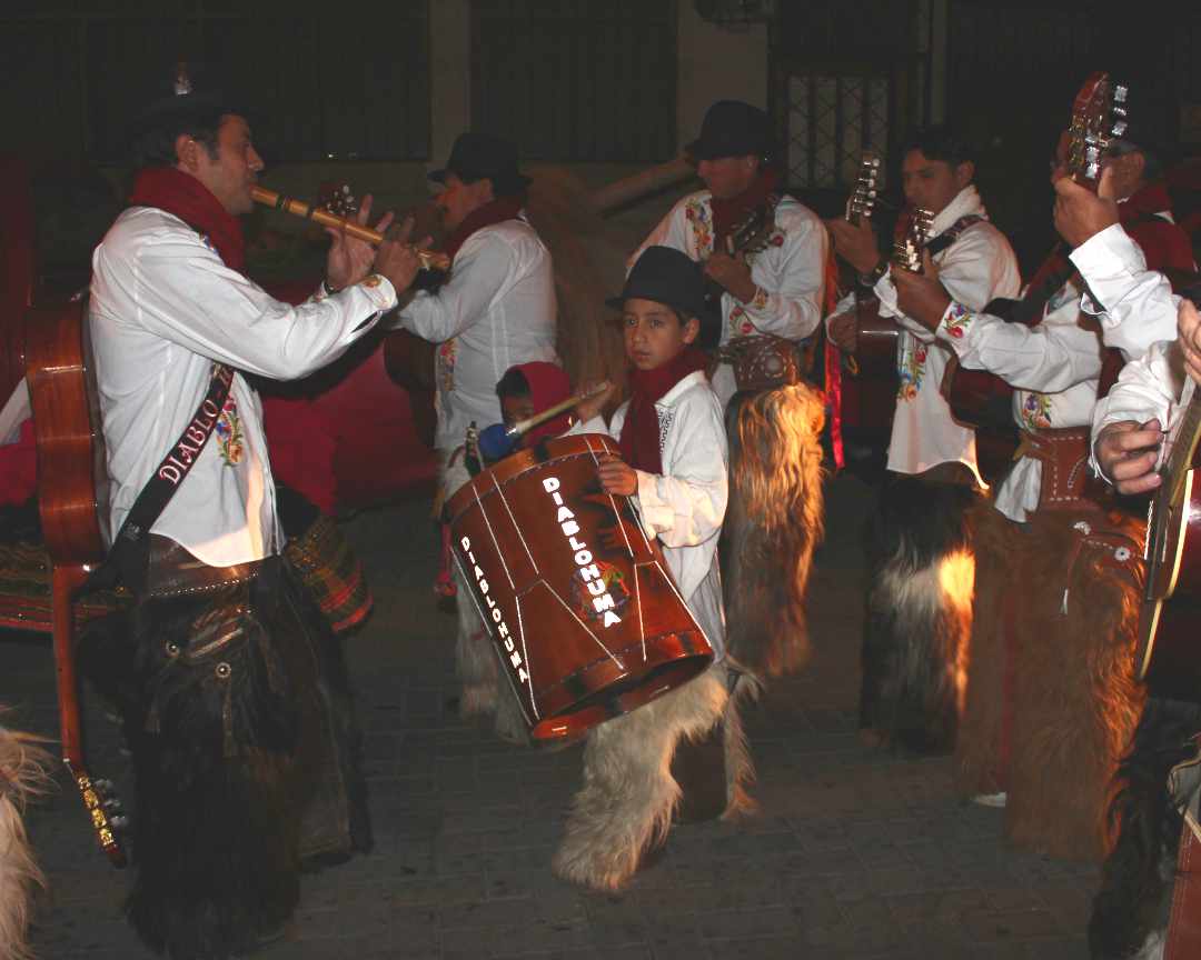 La Noche San Pedrina en Tabacundo, Ecuador | ©Jacqueline Granda