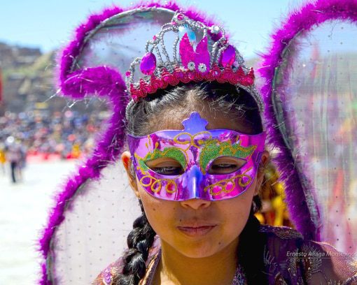 A Chinese diabla with wings with wings framed in violet